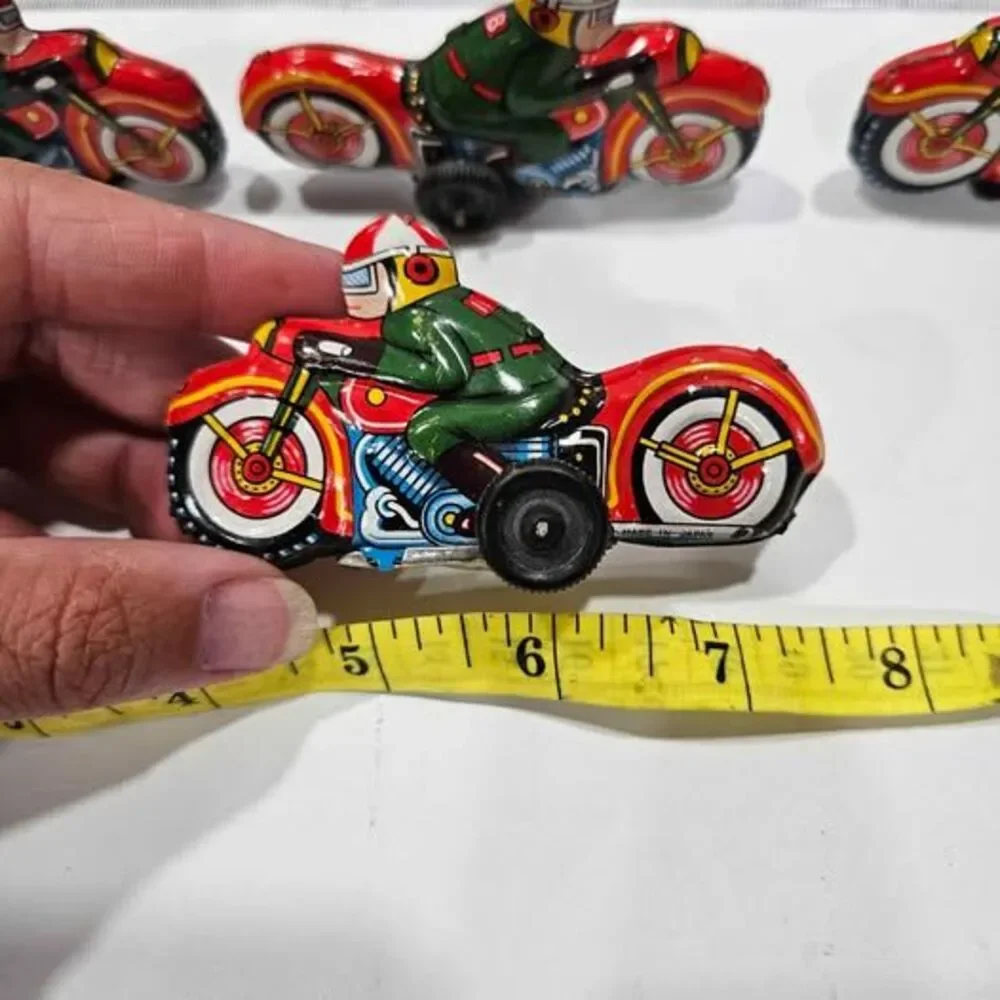 Vintage Tin litho Toy Motorcycles Set of 4 Made in Japan #18's